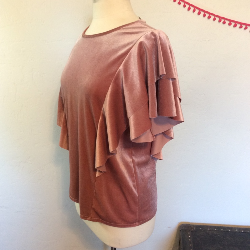 EVEREVE pink velvety shirt Size M